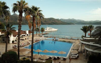 Top Pool Resurfacing Materials for Modern Apartments in Pasadena
